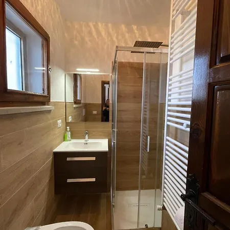 Via Osvaldo Moretti * Ovindoli